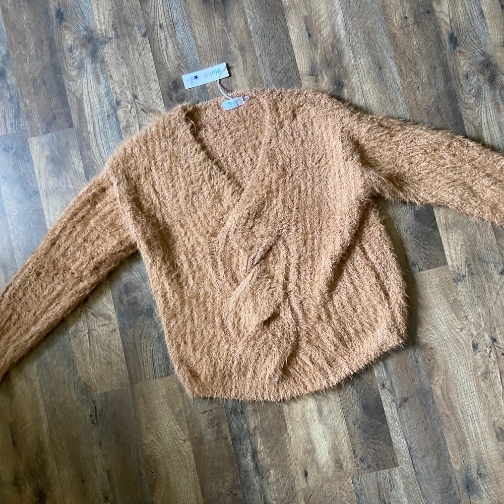 💙 Bluivy sweater